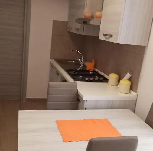 Nathan House Pistis トッレ・デイ・コルサリ